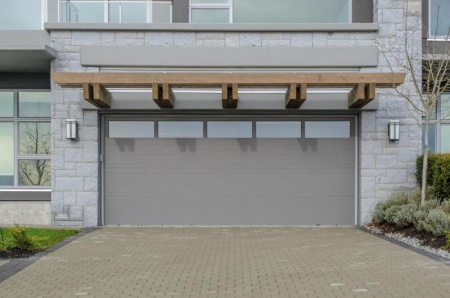 Installation de porte sectionnelle, les points cl&eacute;s &agrave; conna&icirc;tre
